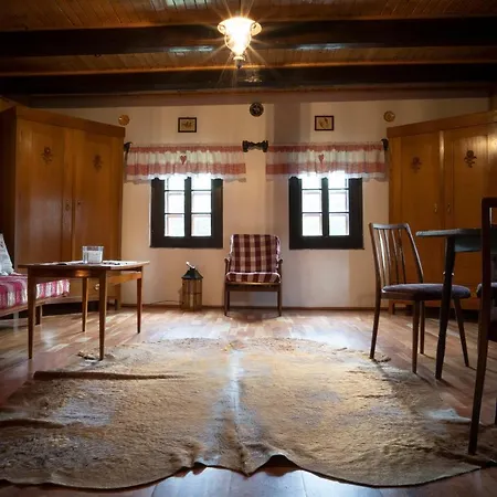 Chalupka Rozpravkovo Sumiac