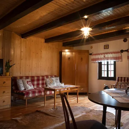 Dom wakacyjny Chalupka Rozpravkovo Šumiac